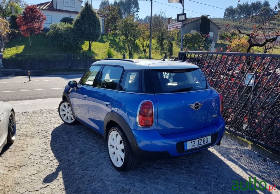 2010' MINI Countryman photo #4