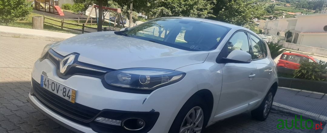 2014' Renault Megane photo #1
