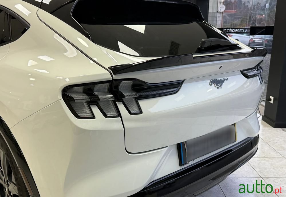 2021' Ford Mustang Mach-E Awd photo #4
