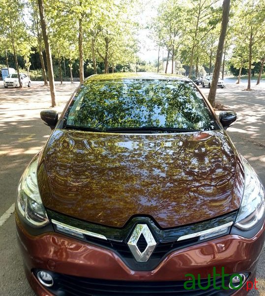 2015' Renault Clio photo #3