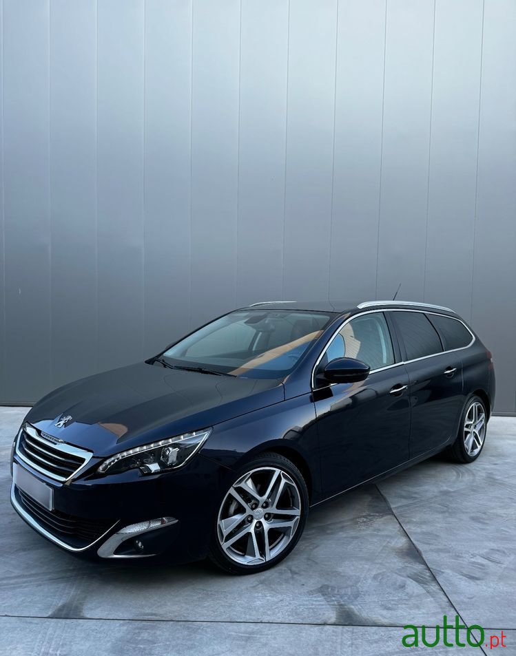 2014' Peugeot 308 1.6 Bluehdi Allure photo #1