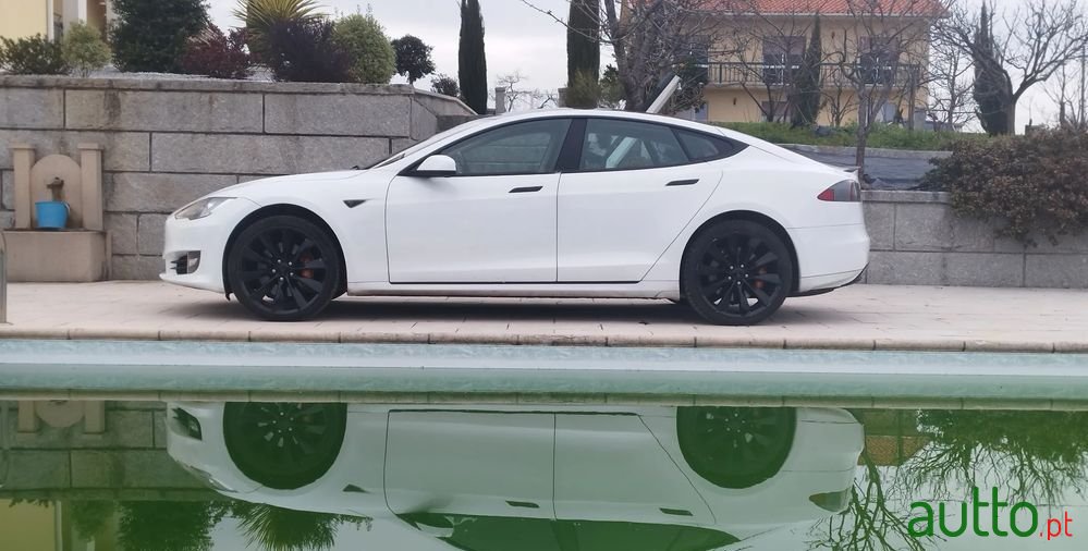 2014' Tesla Model S photo #4