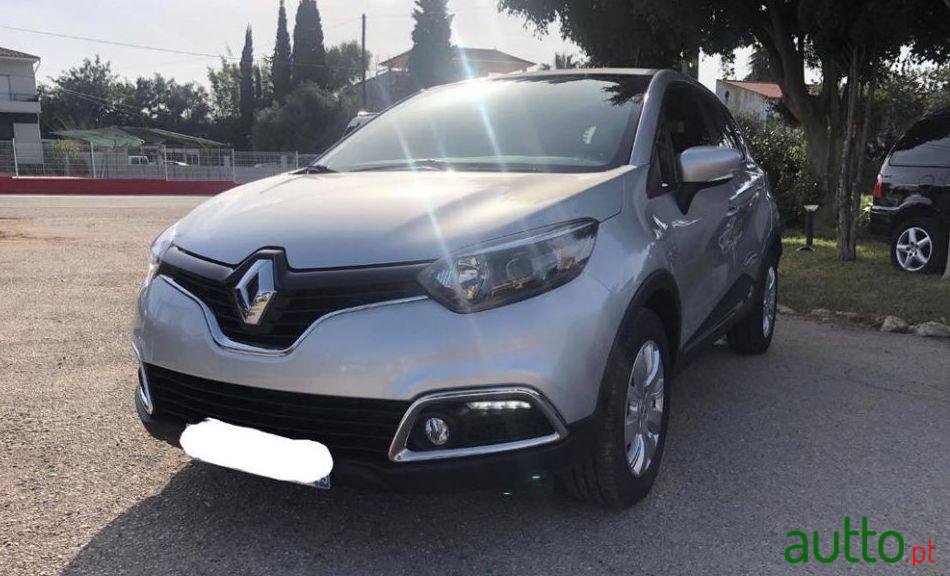 2017' Renault Captur 1.5 Dci Intense photo #3