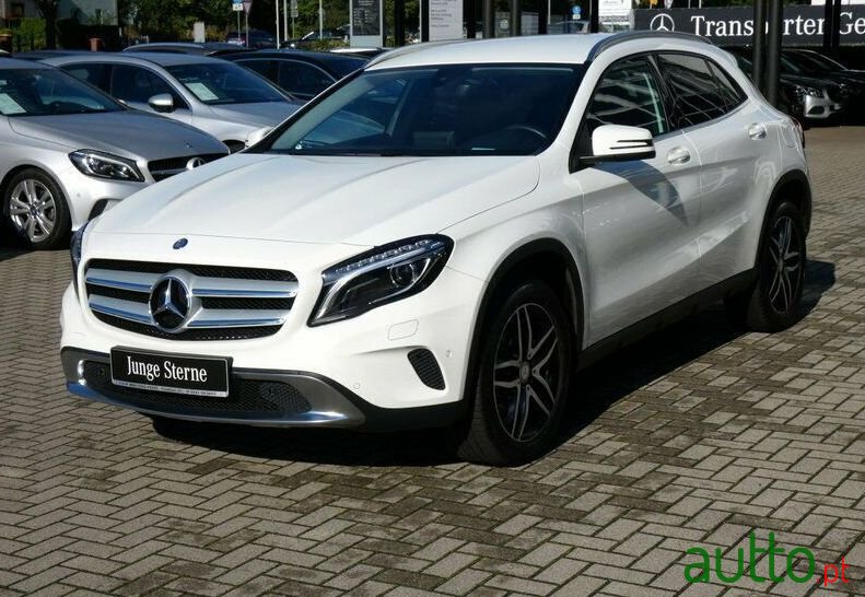 2016' Mercedes-Benz Gla-200 photo #4