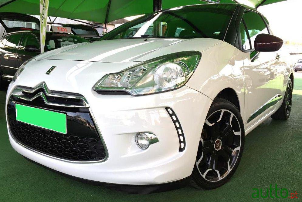 2010' Citroen DS3 1.6 THP Sport Chic photo #2