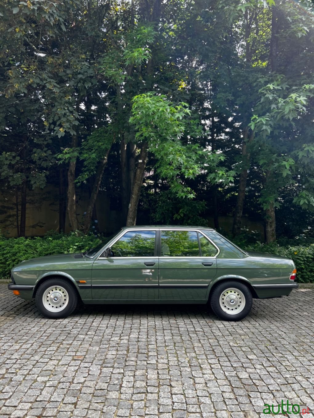 1982' BMW 520 photo #4