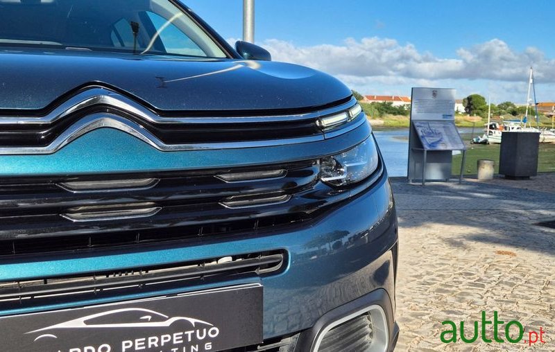 2019' Citroen C5 Aircross photo #5