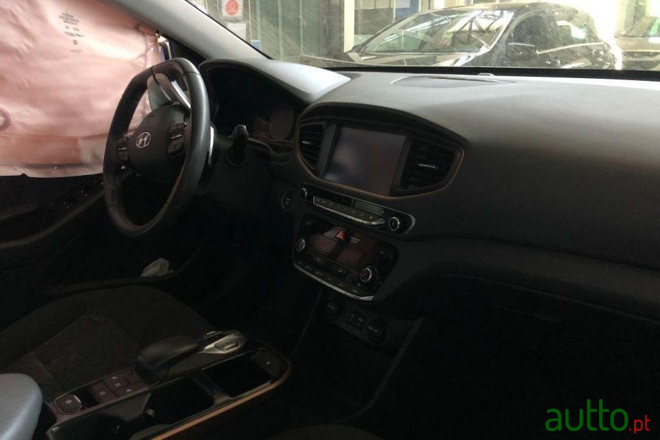 2018' Hyundai Ioniq Ev Eletric Tech photo #5