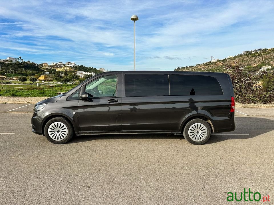 2021' Mercedes-Benz Vito photo #2