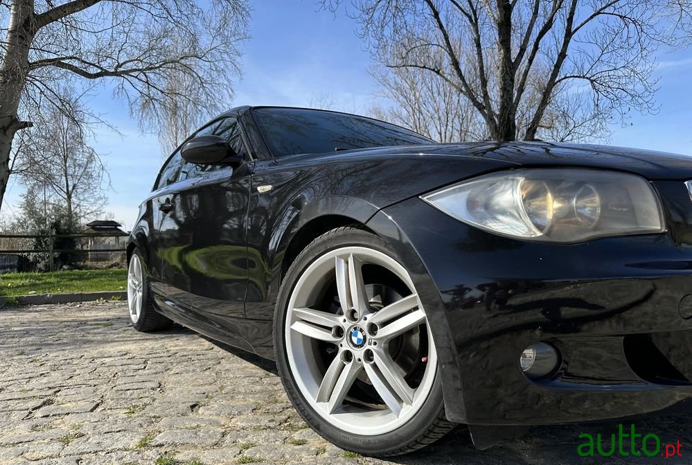 2008' BMW 118 D Pack M photo #4
