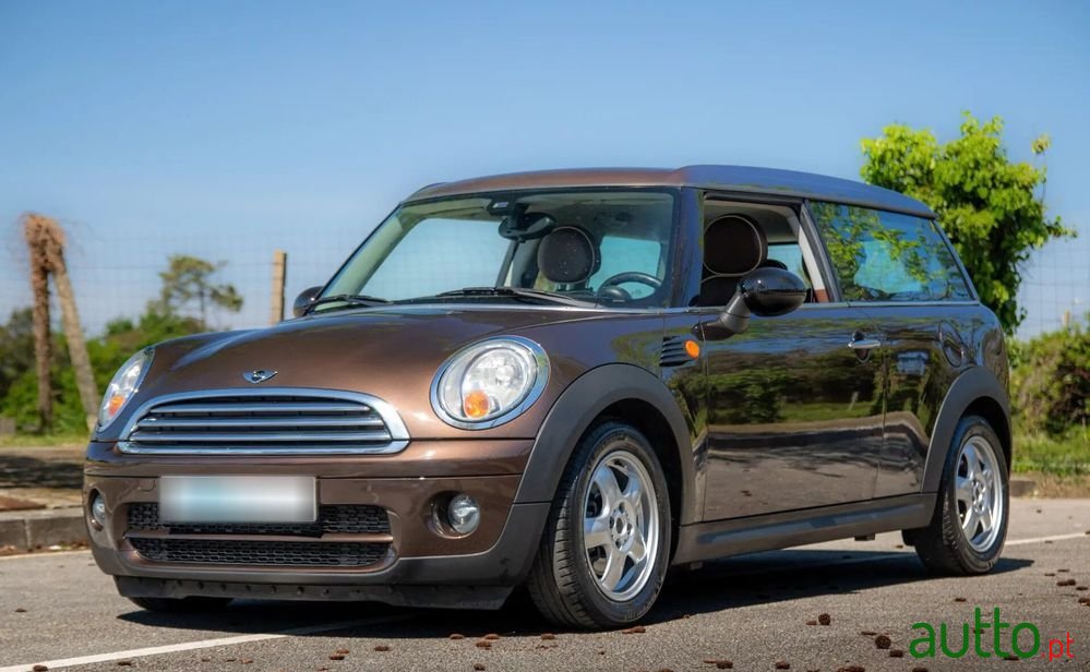 2008' MINI Clubman Cooper D photo #2
