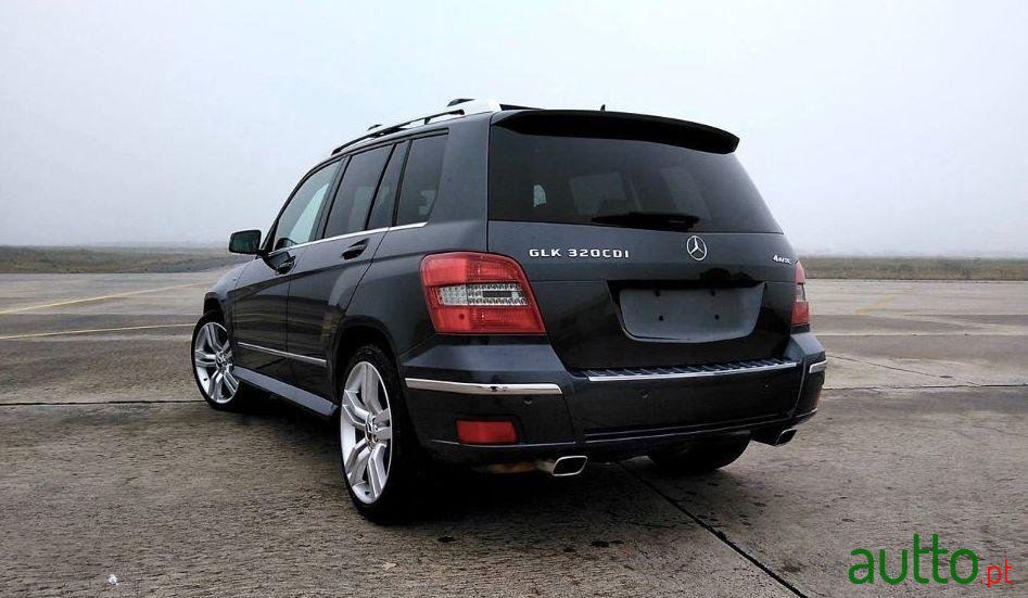 2008' Mercedes-Benz Glk-320 Edition 1 photo #3