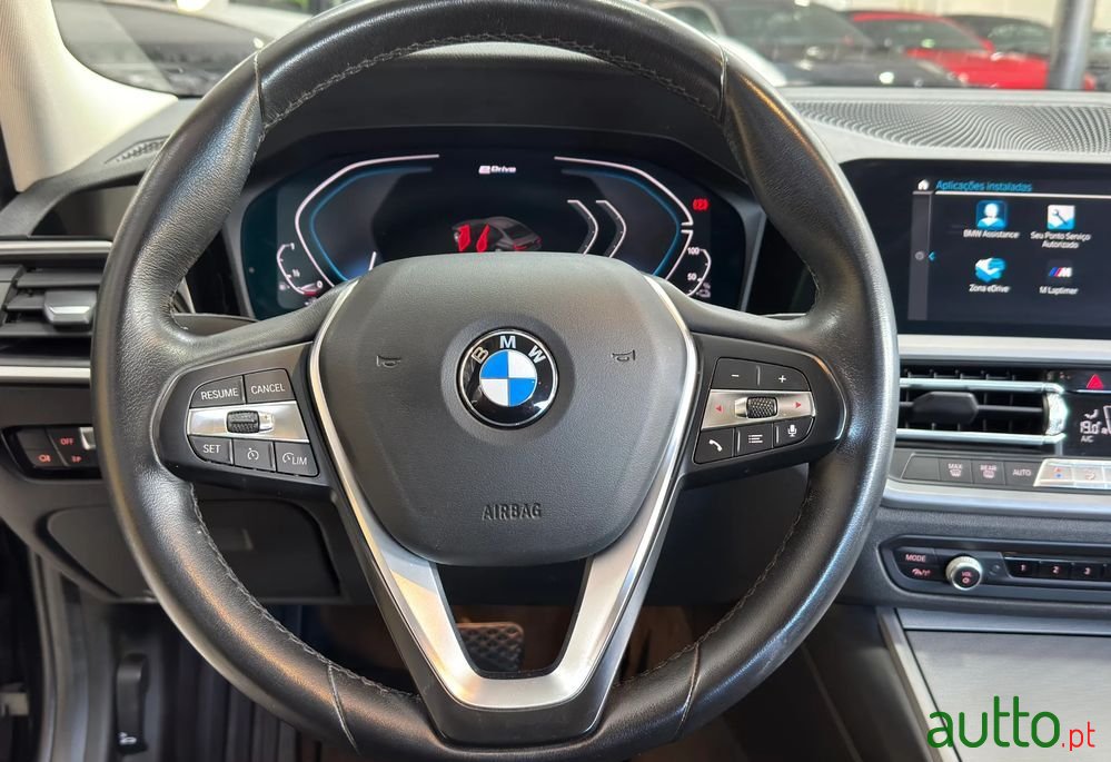 2020' BMW Série 3 photo #6
