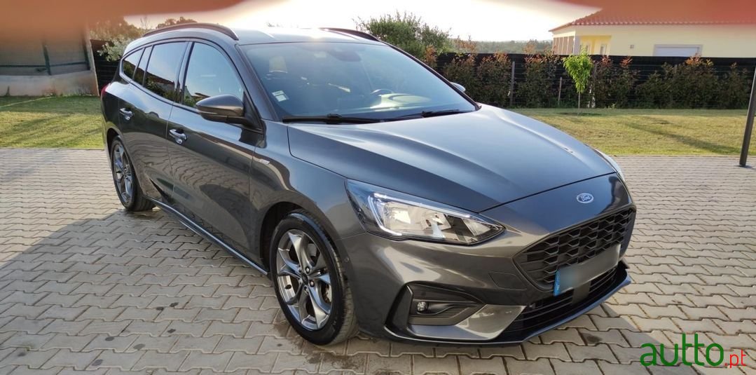 2018' Ford Focus Sw photo #3