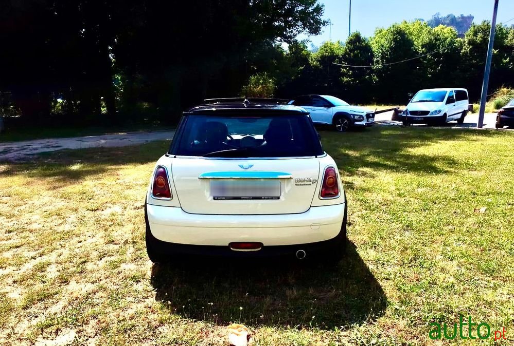 2008' MINI Cooper D 3 Portas photo #4