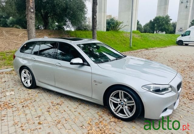 2015' BMW 520 D Pack M photo #2