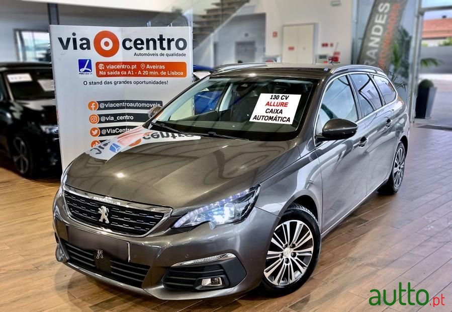 2021' Peugeot 308 Sw photo #1