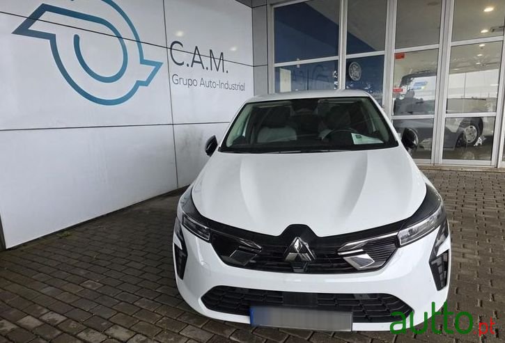 2024' Mitsubishi Colt photo #2