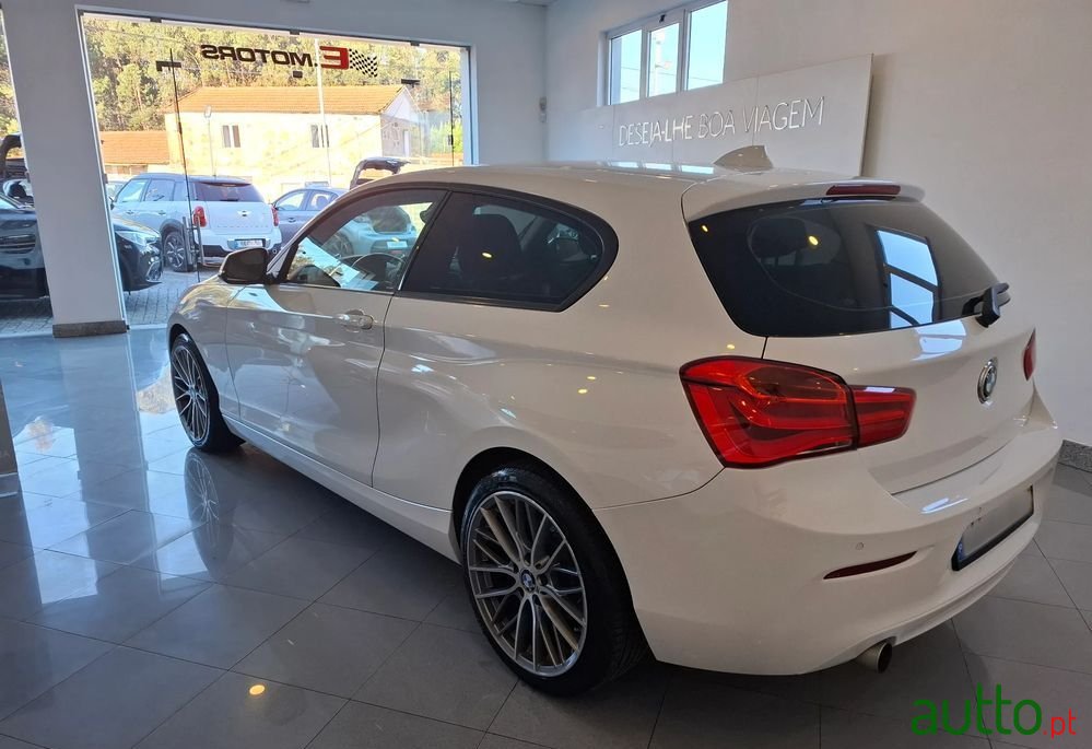 2015' BMW Série 1 D Advantage photo #4