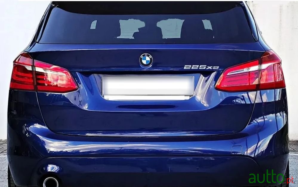 2019' BMW 225Xe Active Tourer Line Sport photo #5