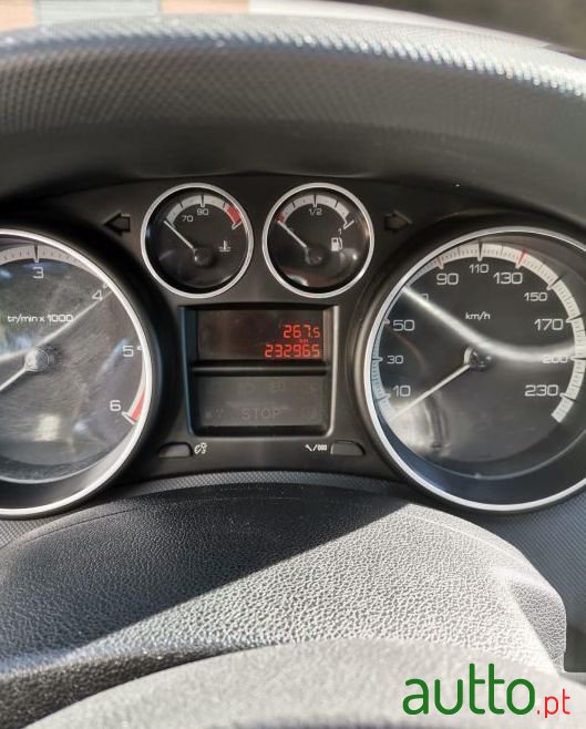 2008' Peugeot 308 Carrinha photo #3