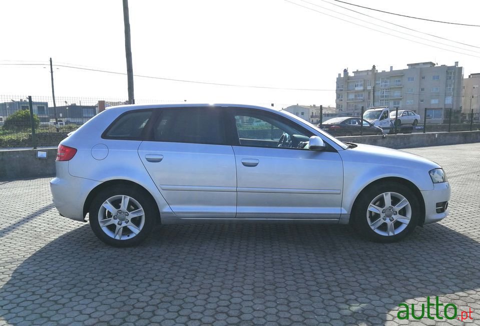 2011' Audi A3 Sportback photo #5