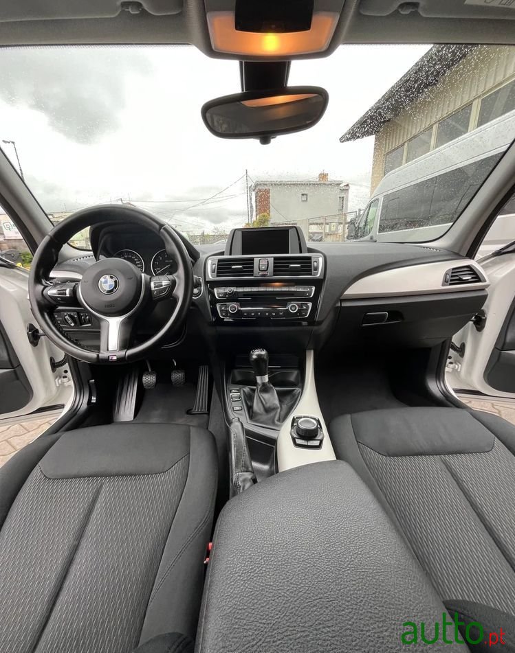 2016' BMW Série 1 I Pack M photo #4