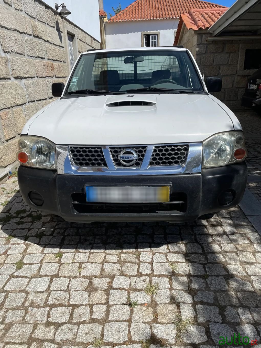 2004' Nissan Pick Up photo #2