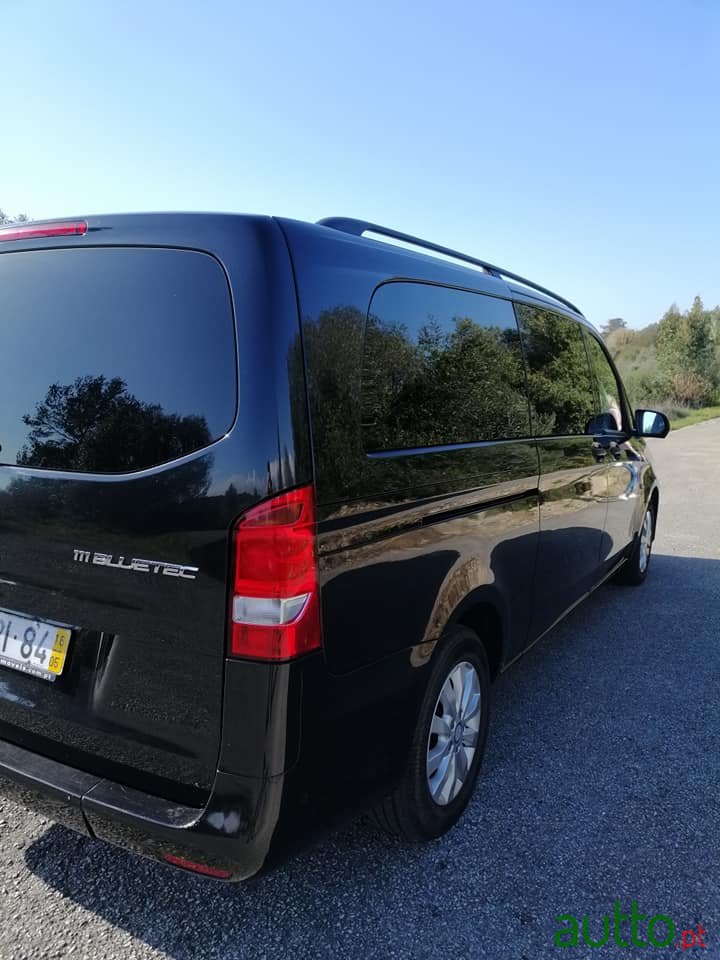 2016' Mercedes-Benz Vito adaptada para transporte de ca photo #2