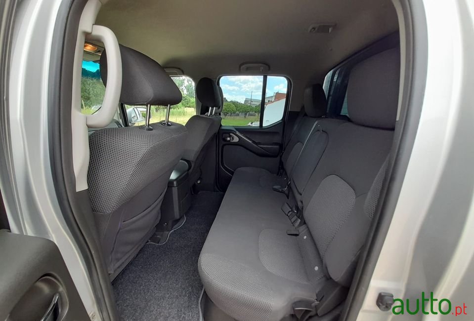 2007' Nissan Navara photo #5