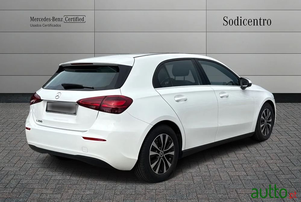 2024' Mercedes-Benz Classe A Standard photo #4