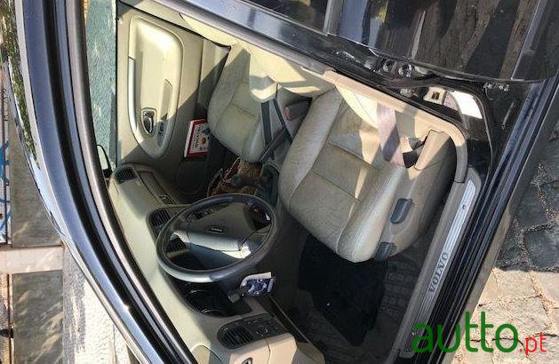 2003' Volvo V40 1.9 D Cr Sport photo #4