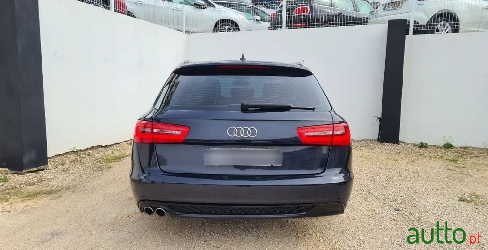 2011' Audi A6 Avant photo #6