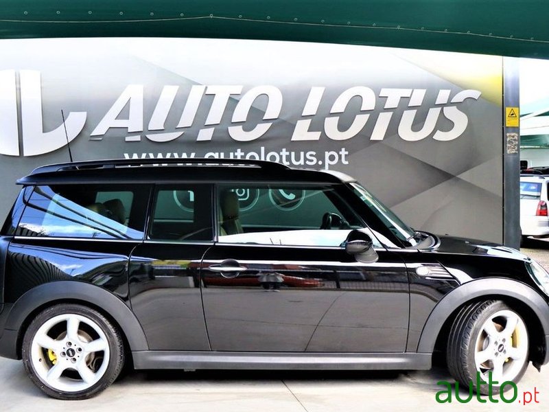 2011' MINI Cooper photo #3