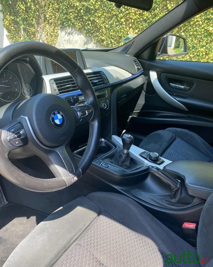 2014' BMW Série 3 D Pack M photo #2