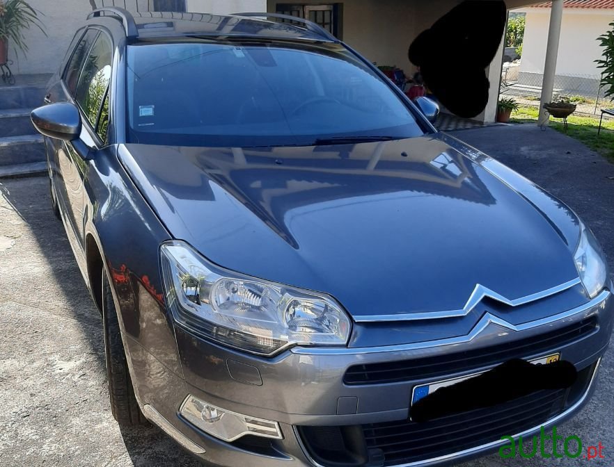 2010' Citroen C5-Tourer photo #5