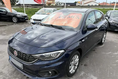 2019' Fiat Tipo