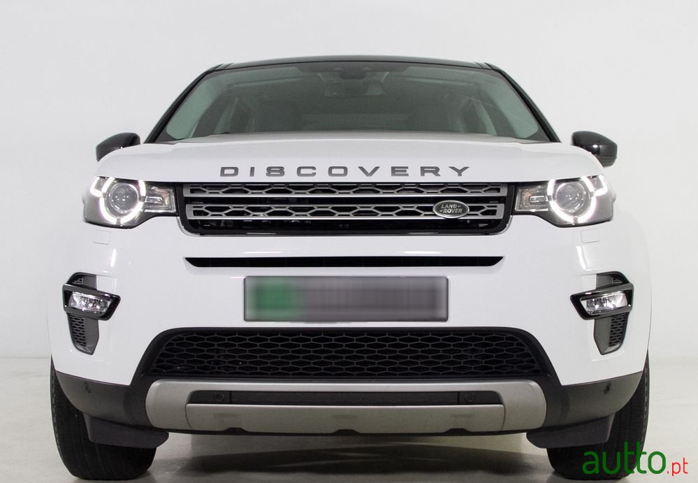 2016' Land Rover Discovery Sport photo #6
