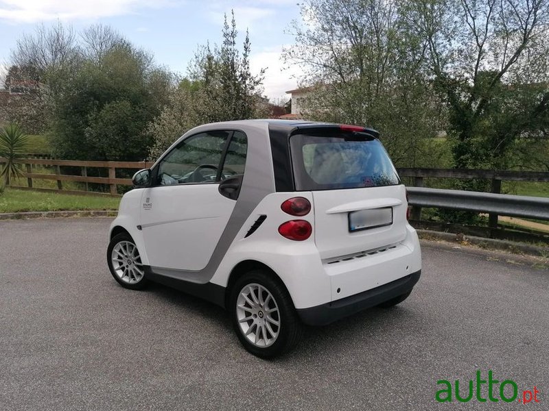 2009' Smart Fortwo Coupé photo #3