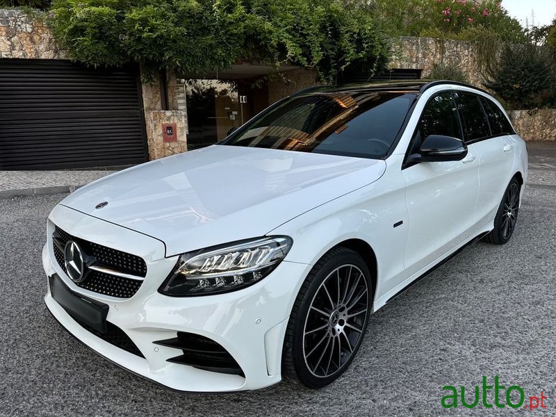 2020' Mercedes-Benz Classe C De Amg Line photo #2