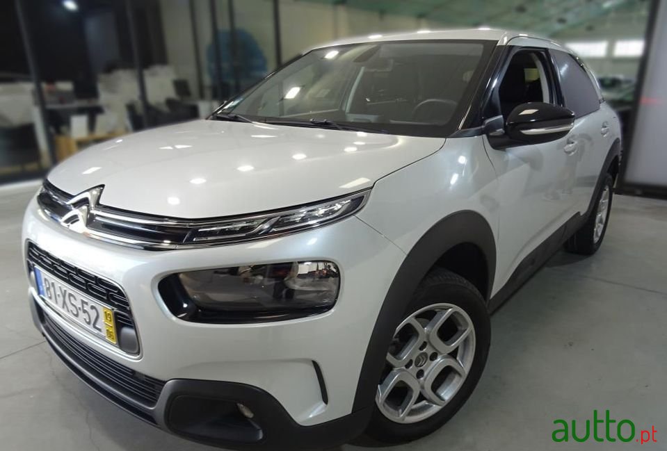 2019' Citroen C4 Cactus photo #2