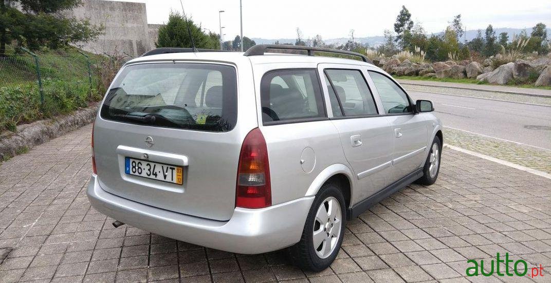 2003' Opel Astra Caravan photo #1