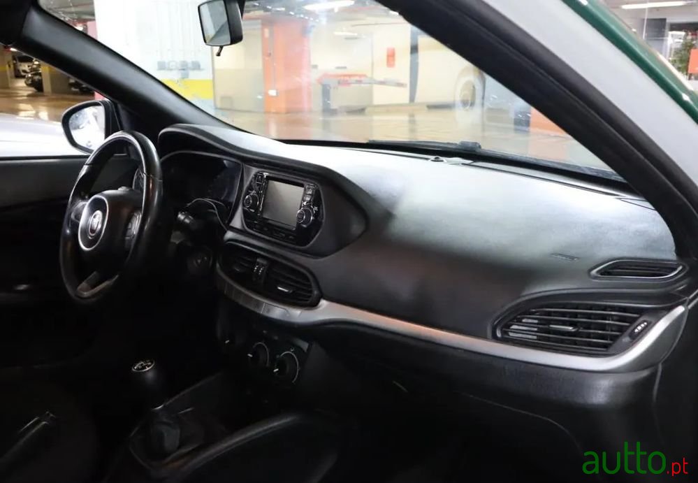 2020' Fiat Tipo photo #4