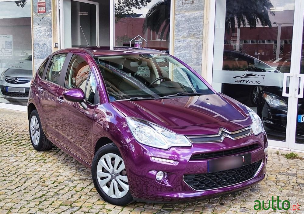 2015' Citroen C3 1.0 Vti Collection photo #3