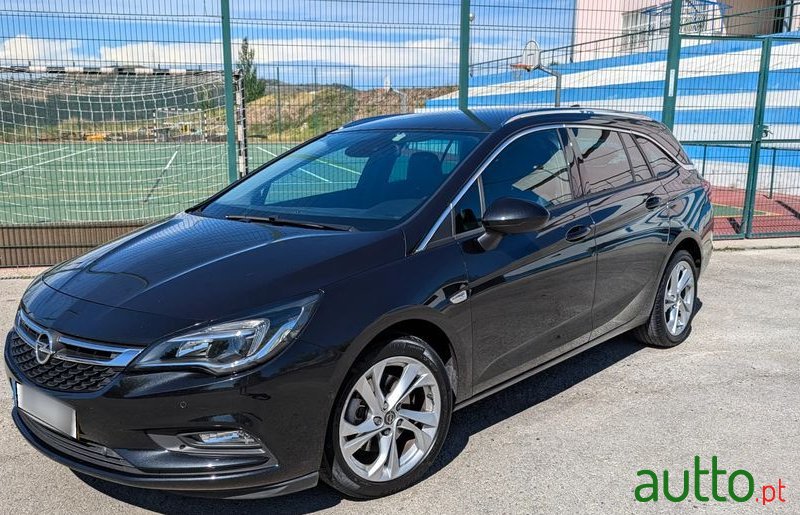 2017' Opel Astra Sports Tourer photo #1