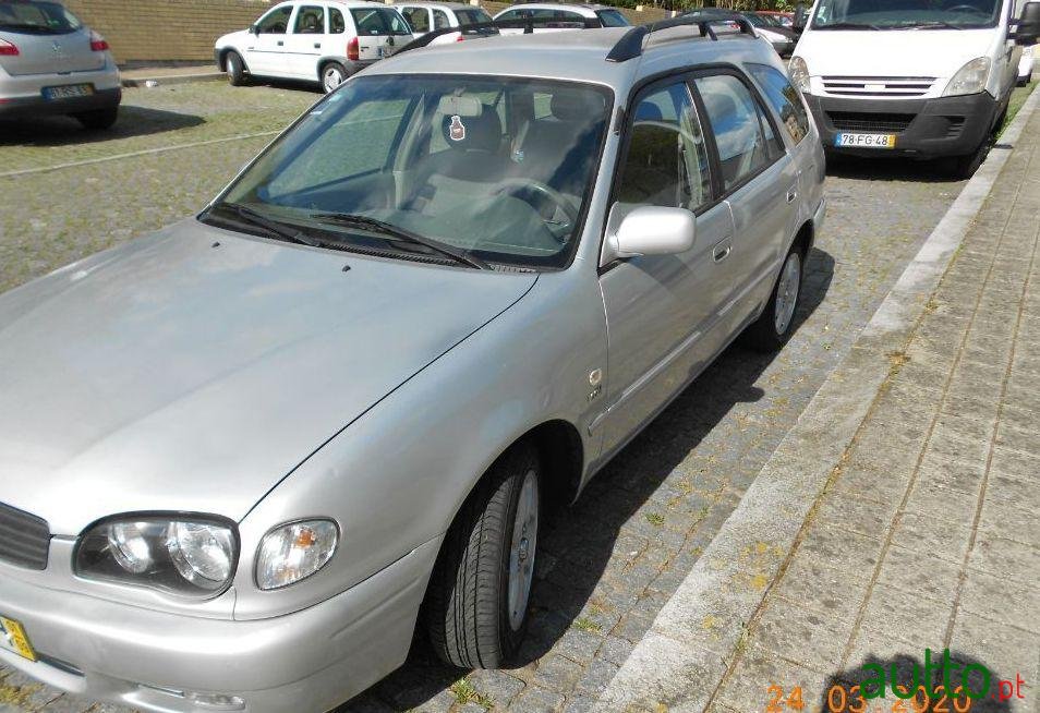2001' Toyota Corolla Sw photo #3
