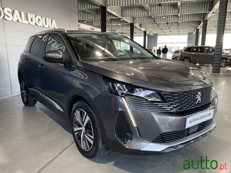 2021' Peugeot 5008 photo #5