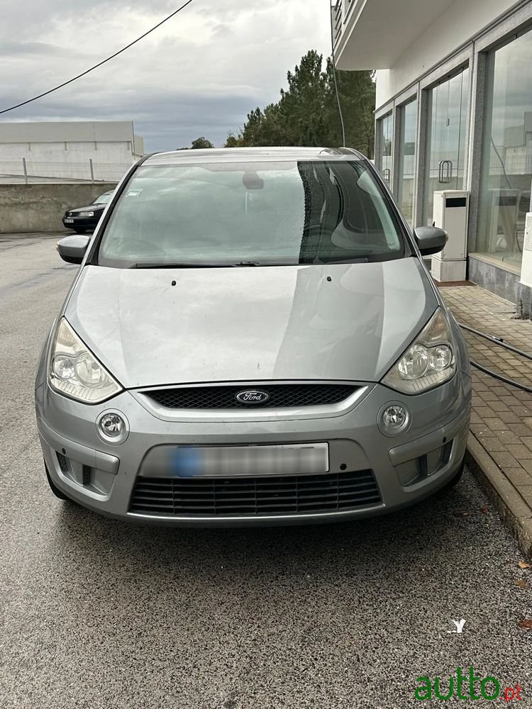 2008' Ford S-Max photo #5