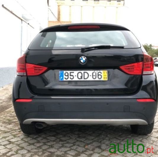 2011' BMW X1 photo #2