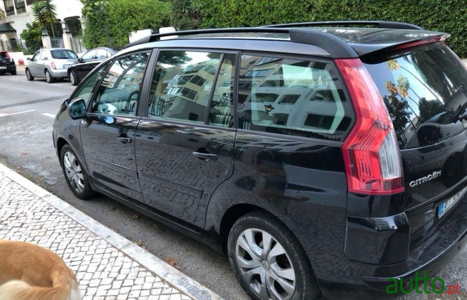 2006' Citroen C4 Grand Picasso photo #3